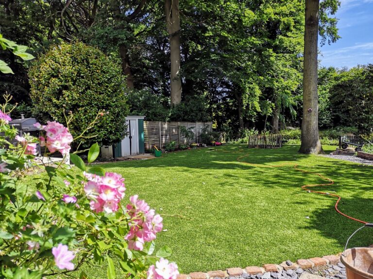 Supreme lawn realistic artificial lawn